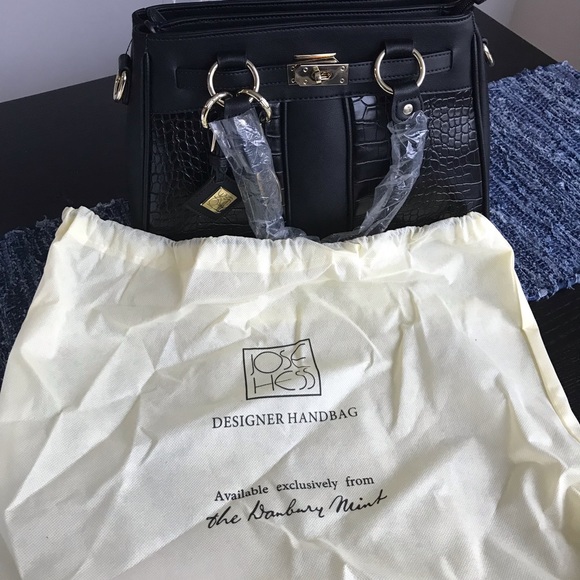 PRICE DROP! Chic Work Bag with Tons of Storage - Picture 7 of 7